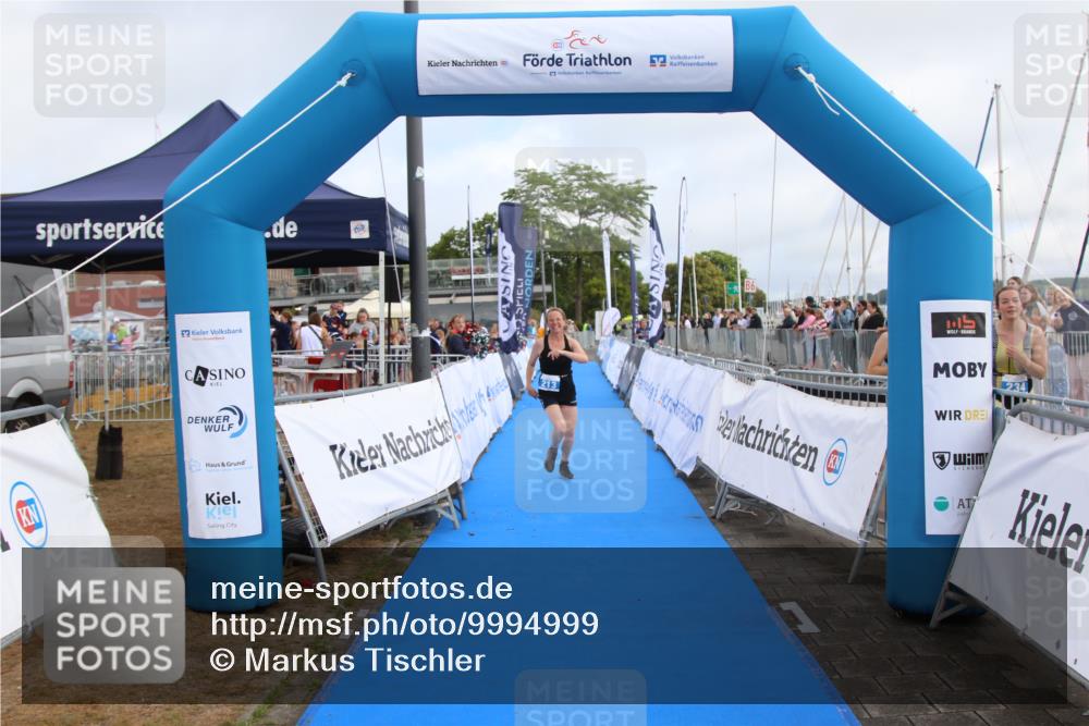 16.08.2026 - KN Förde Triathlon 2026 Markus Tischler http://msf.ph/oto/9994999 16.08.2026 10:48:23 Ziel 213, 213 meine-sportfotos.de