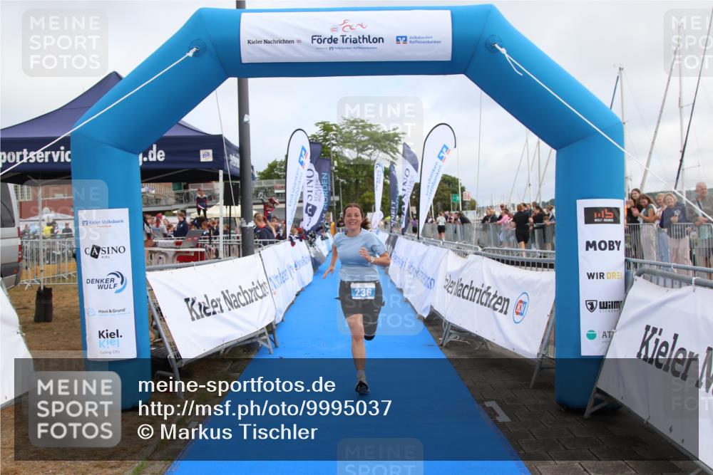 16.08.2026 - KN Förde Triathlon 2026 Markus Tischler http://msf.ph/oto/9995037 16.08.2026 10:49:43 Ziel 123, 236, 123, 236 meine-sportfotos.de