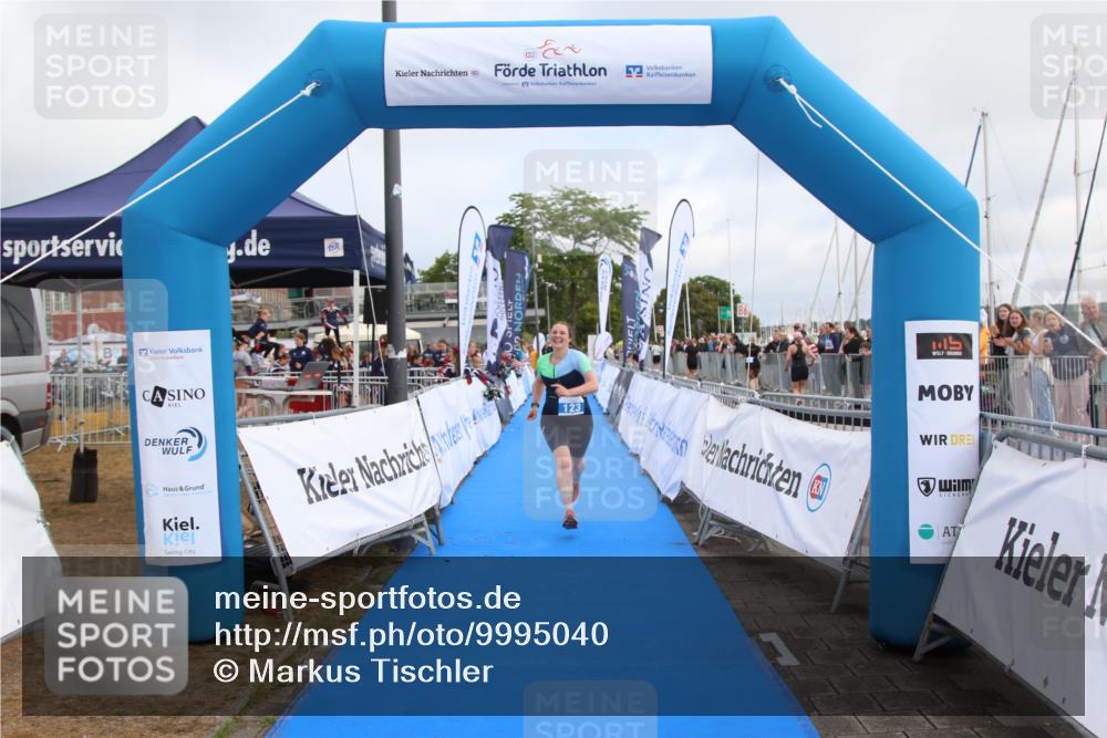 16.08.2026 - KN Förde Triathlon 2026 Markus Tischler http://msf.ph/oto/9995040 16.08.2026 10:49:51 Ziel 123, 123 meine-sportfotos.de