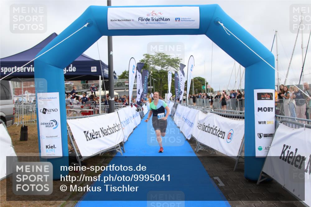 16.08.2026 - KN Förde Triathlon 2026 Markus Tischler http://msf.ph/oto/9995041 16.08.2026 10:49:51 Ziel 123, 123 meine-sportfotos.de