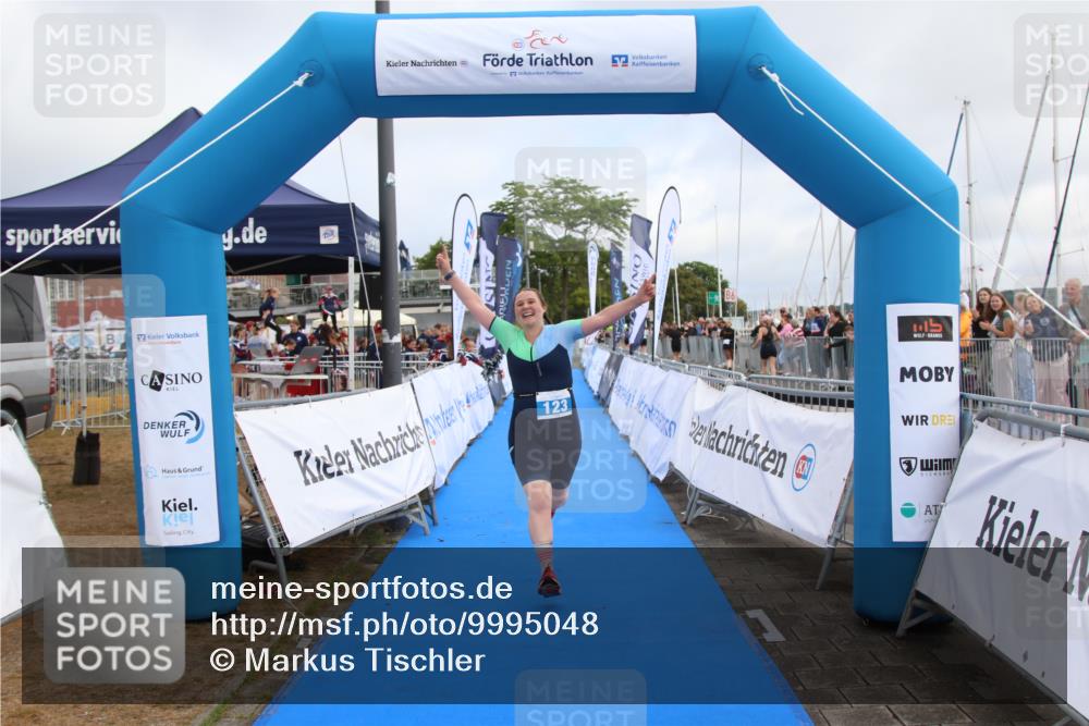 16.08.2026 - KN Förde Triathlon 2026 Markus Tischler http://msf.ph/oto/9995048 16.08.2026 10:49:51 Ziel 123, 123 meine-sportfotos.de