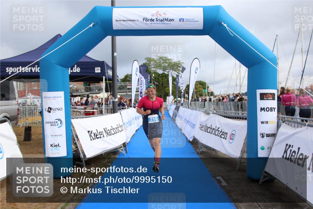 16.08.2026 - KN Förde Triathlon 2026 Markus Tischler http://msf.ph/oto/9995150 16.08.2026 10:52:39 Ziel 216, 216 meine-sportfotos.de