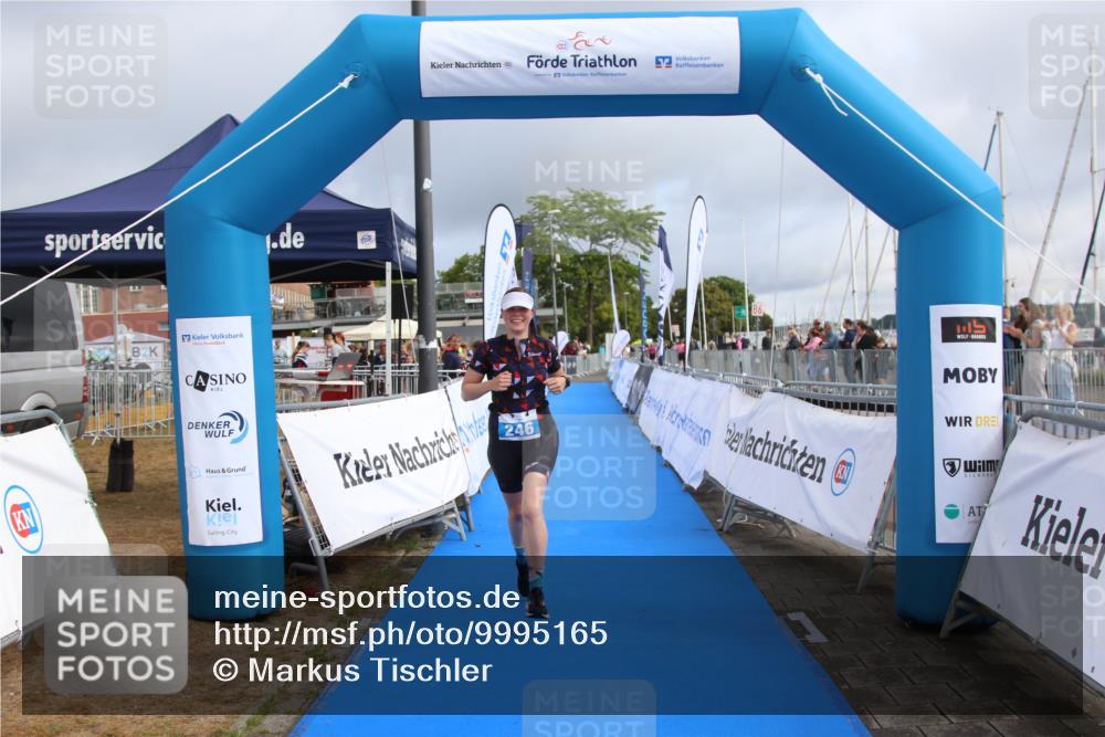 16.08.2026 - KN Förde Triathlon 2026 Markus Tischler http://msf.ph/oto/9995165 16.08.2026 10:53:12 Ziel 246, 246 meine-sportfotos.de