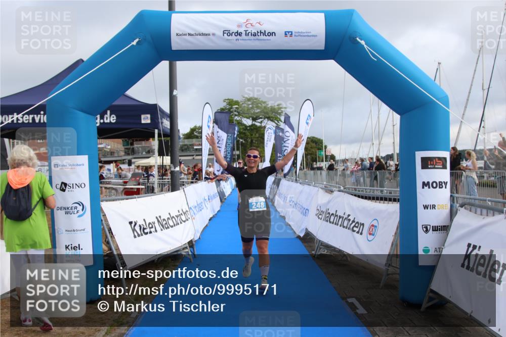 16.08.2026 - KN Förde Triathlon 2026 Markus Tischler http://msf.ph/oto/9995171 16.08.2026 10:53:59 Ziel 238, 248, 238, 248 meine-sportfotos.de