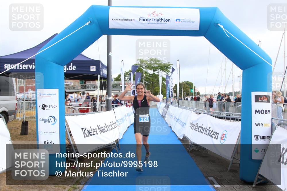 16.08.2026 - KN Förde Triathlon 2026 Markus Tischler http://msf.ph/oto/9995198 16.08.2026 10:54:40 Ziel 223, 223 meine-sportfotos.de