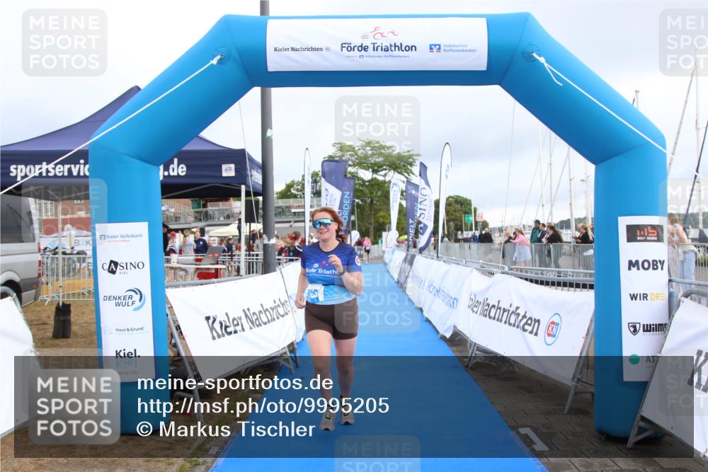 16.08.2026 - KN Förde Triathlon 2026 Markus Tischler http://msf.ph/oto/9995205 16.08.2026 10:55:00 Ziel 253, 253 meine-sportfotos.de