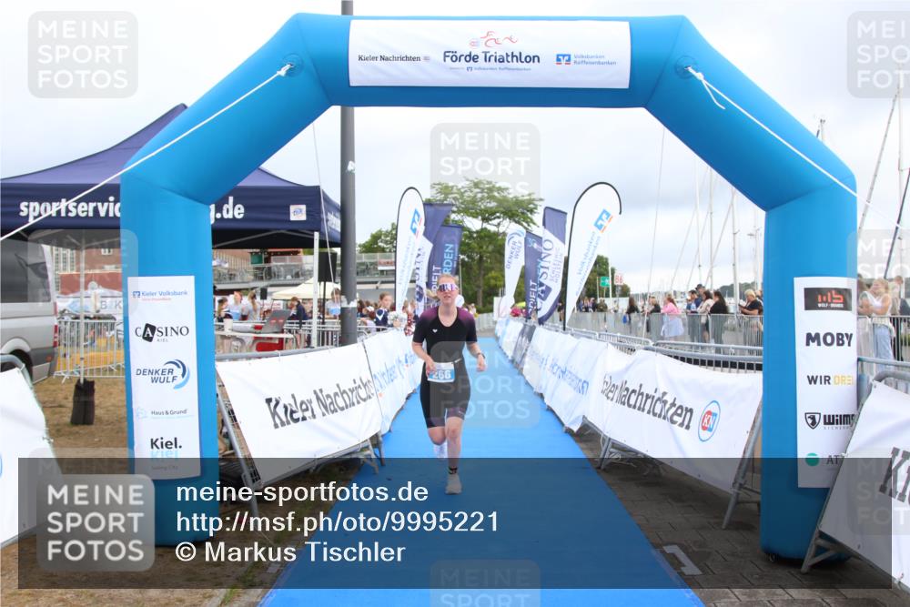 16.08.2026 - KN Förde Triathlon 2026 Markus Tischler http://msf.ph/oto/9995221 16.08.2026 10:55:42 Ziel 266, 266 meine-sportfotos.de