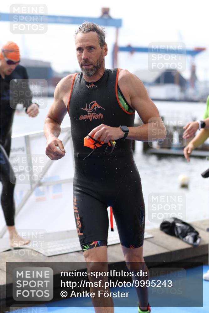 16.08.2026 - KN Förde Triathlon 2026 Antke Förster http://msf.ph/oto/9995243 16.08.2026 10:53:29 Schwimmen 304, 305, 307, 308, 311, 319, 325, 441 meine-sportfotos.de