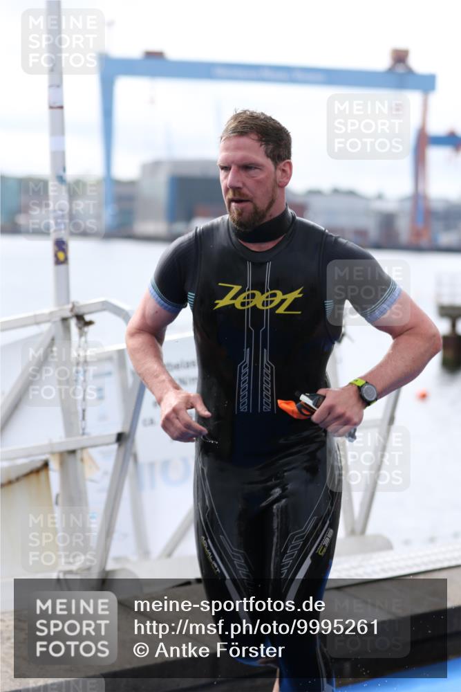16.08.2026 - KN Förde Triathlon 2026 Antke Förster http://msf.ph/oto/9995261 16.08.2026 10:53:46 Schwimmen 304, 305, 308, 311, 319, 441, 311, 318, 325 meine-sportfotos.de