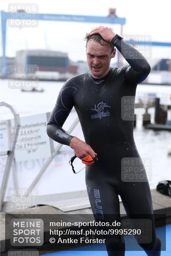 16.08.2026 - KN Förde Triathlon 2026 Antke Förster http://msf.ph/oto/9995290 16.08.2026 10:54:38 Schwimmen 312, 313, 314, 330, 309, 314, 317 meine-sportfotos.de