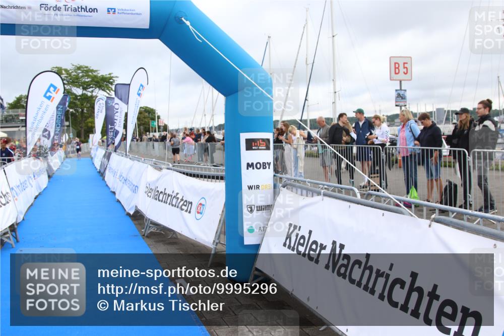 16.08.2026 - KN Förde Triathlon 2026 Markus Tischler http://msf.ph/oto/9995296 16.08.2026 10:57:00 Ziel  meine-sportfotos.de