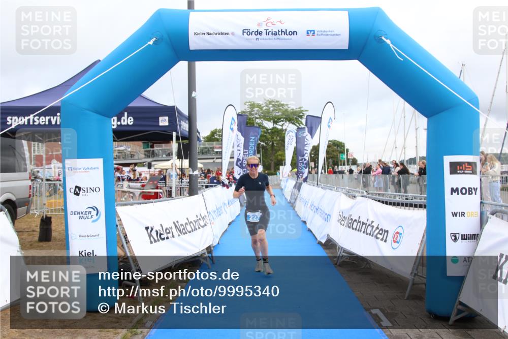 16.08.2026 - KN Förde Triathlon 2026 Markus Tischler http://msf.ph/oto/9995340 16.08.2026 10:58:19 Ziel 227, 227 meine-sportfotos.de