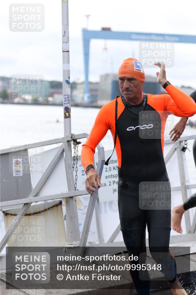 16.08.2026 - KN Förde Triathlon 2026 Antke Förster http://msf.ph/oto/9995348 16.08.2026 10:56:26 Schwimmen 310, 321, 324, 341, 373, 336, 337, 340, 373 meine-sportfotos.de