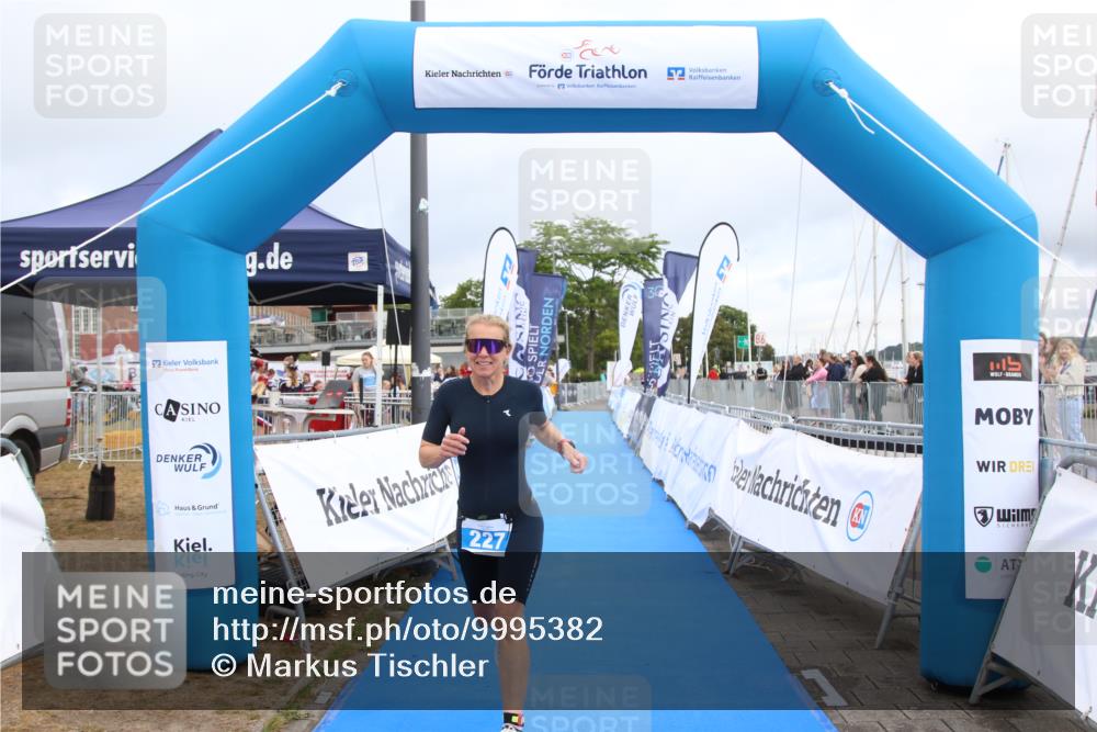 16.08.2026 - KN Förde Triathlon 2026 Markus Tischler http://msf.ph/oto/9995382 16.08.2026 10:58:19 Ziel 227, 227 meine-sportfotos.de