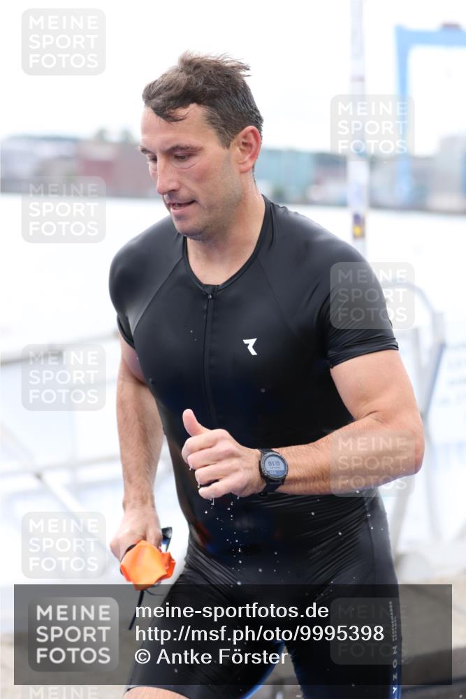 16.08.2026 - KN Förde Triathlon 2026 Antke Förster http://msf.ph/oto/9995398 16.08.2026 10:58:15 Schwimmen 322, 363, 331, 339, 355, 359, 363, 367 meine-sportfotos.de