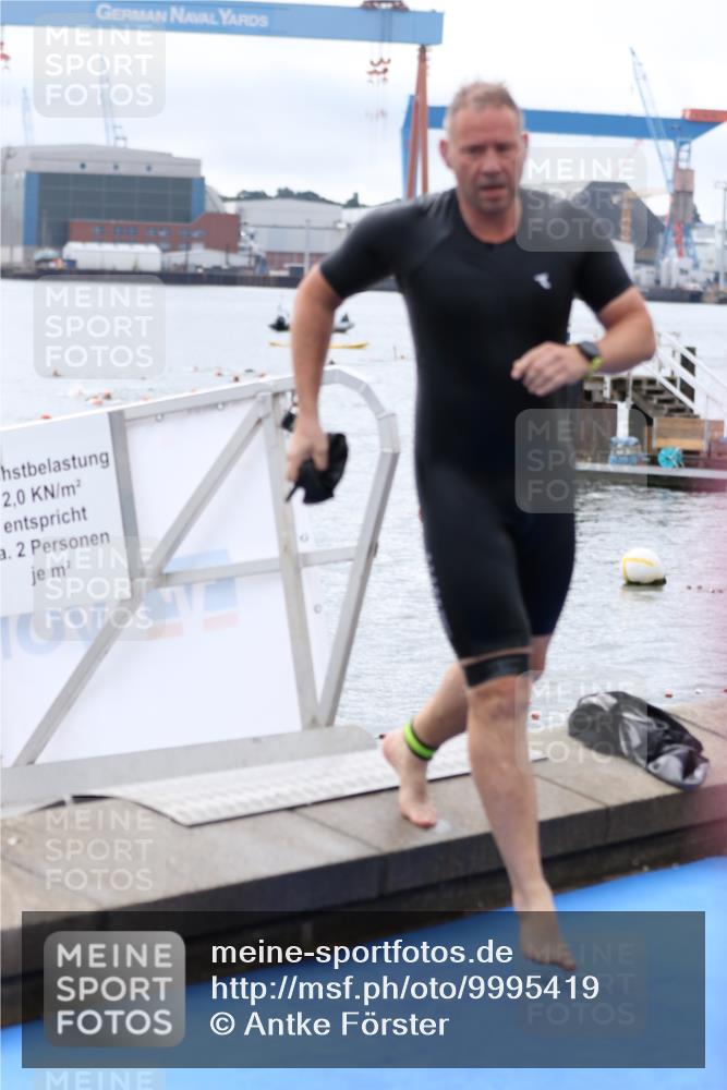 16.08.2026 - KN Förde Triathlon 2026 Antke Förster http://msf.ph/oto/9995419 16.08.2026 10:58:44 Schwimmen 331, 339, 350, 355, 359, 361, 367, 328, 348, 371 meine-sportfotos.de