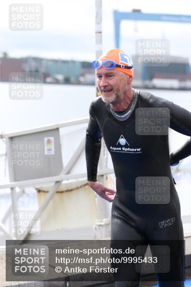 16.08.2026 - KN Förde Triathlon 2026 Antke Förster http://msf.ph/oto/9995433 16.08.2026 10:59:06 Schwimmen 328, 348, 350, 361, 371, 349, 358 meine-sportfotos.de