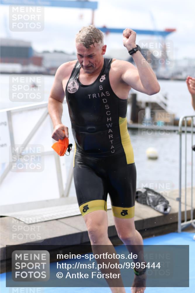 16.08.2026 - KN Förde Triathlon 2026 Antke Förster http://msf.ph/oto/9995444 16.08.2026 10:59:25 Schwimmen 328, 349, 358, 371, 358, 804 meine-sportfotos.de