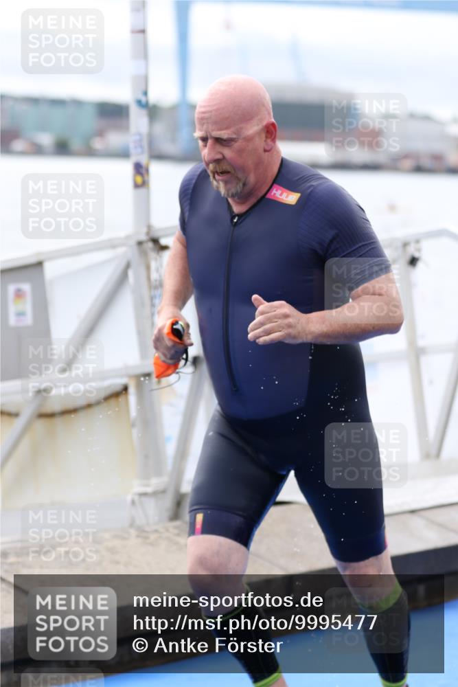 16.08.2026 - KN Förde Triathlon 2026 Antke Förster http://msf.ph/oto/9995477 16.08.2026 11:00:16 Schwimmen 346, 354, 372, 391, 392, 394 meine-sportfotos.de