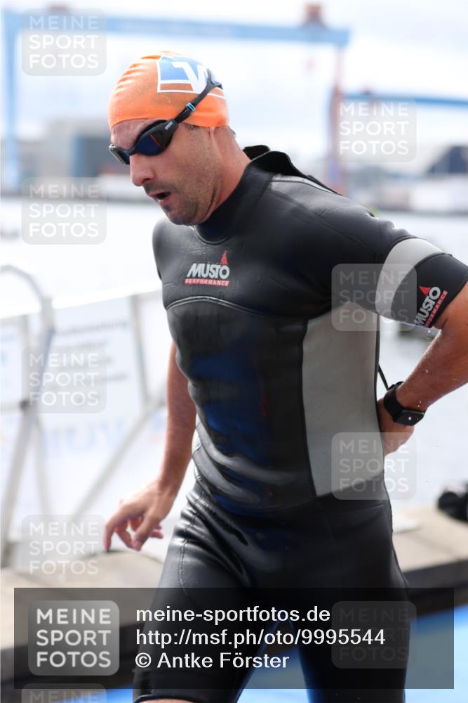 16.08.2026 - KN Förde Triathlon 2026 Antke Förster http://msf.ph/oto/9995544 16.08.2026 11:01:32 Schwimmen 342, 347, 352, 364, 365, 375, 382, 353, 369, 376, 377, 383 meine-sportfotos.de