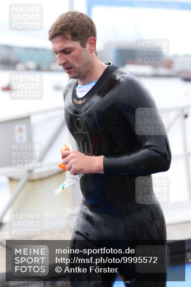16.08.2026 - KN Förde Triathlon 2026 Antke Förster http://msf.ph/oto/9995572 16.08.2026 11:02:31 Schwimmen 410, 315, 316, 357, 388, 397 meine-sportfotos.de