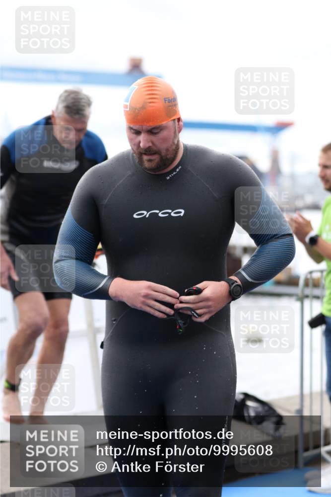 16.08.2026 - KN Förde Triathlon 2026 Antke Förster http://msf.ph/oto/9995608 16.08.2026 11:03:09 Schwimmen 315, 316, 357, 360, 370, 388, 389, 381 meine-sportfotos.de