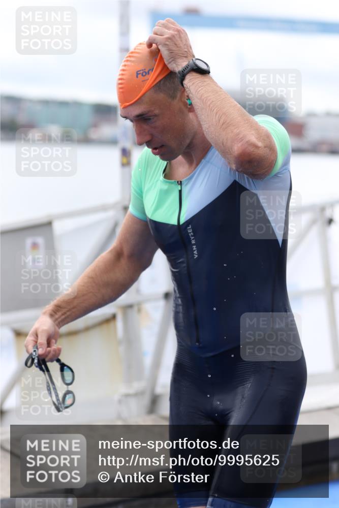 16.08.2026 - KN Förde Triathlon 2026 Antke Förster http://msf.ph/oto/9995625 16.08.2026 11:03:43 Schwimmen 379, 381, 398, 401, 403, 409, 412, 422 meine-sportfotos.de