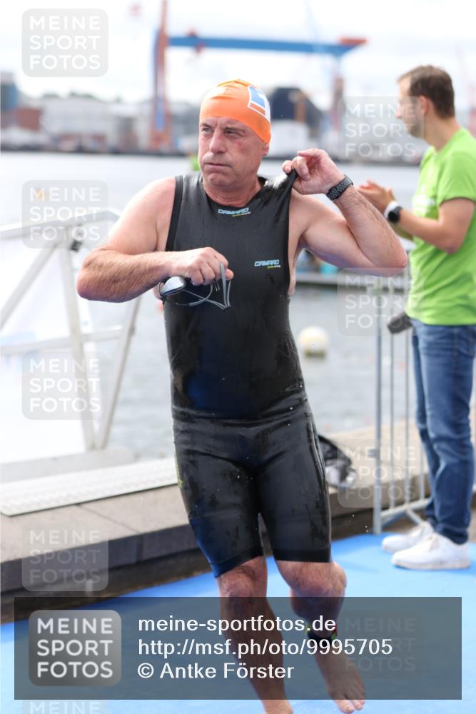 16.08.2026 - KN Förde Triathlon 2026 Antke Förster http://msf.ph/oto/9995705 16.08.2026 11:05:24 Schwimmen 374, 386, 406, 407, 393, 432 meine-sportfotos.de