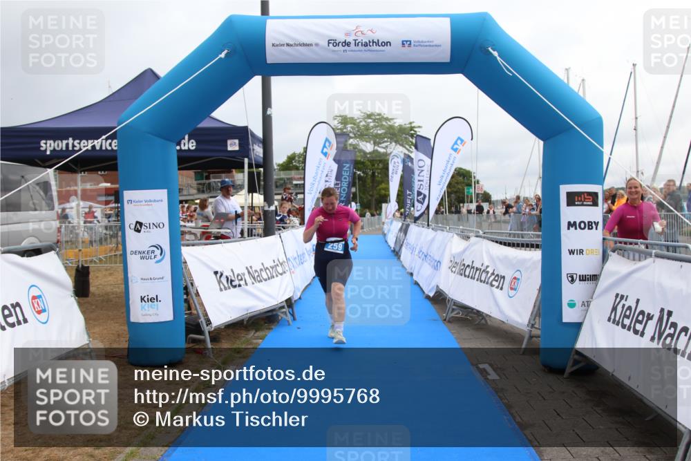 16.08.2026 - KN Förde Triathlon 2026 Markus Tischler http://msf.ph/oto/9995768 16.08.2026 11:11:00 Ziel 259, 259 meine-sportfotos.de