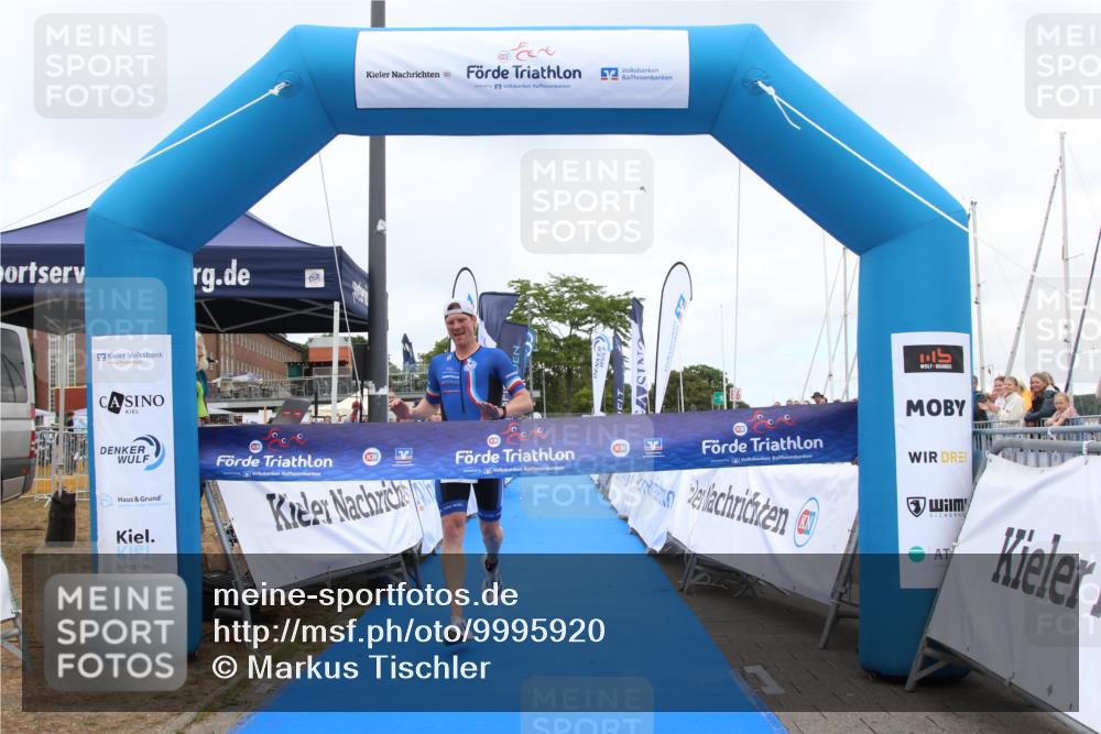 16.08.2026 - KN Förde Triathlon 2026 Markus Tischler http://msf.ph/oto/9995920 16.08.2026 11:49:31 Ziel 307, 307 meine-sportfotos.de