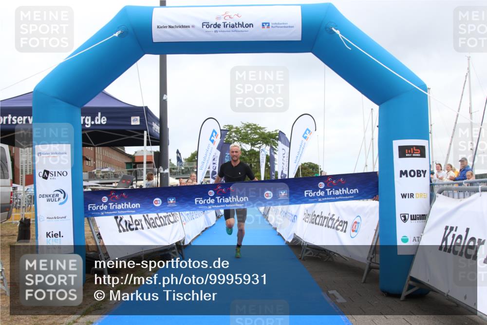 16.08.2026 - KN Förde Triathlon 2026 Markus Tischler http://msf.ph/oto/9995931 16.08.2026 11:50:42 Ziel 330, 330 meine-sportfotos.de