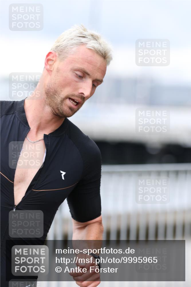 16.08.2026 - KN Förde Triathlon 2026 Antke Förster http://msf.ph/oto/9995965 16.08.2026 11:36:36 Laufen  meine-sportfotos.de