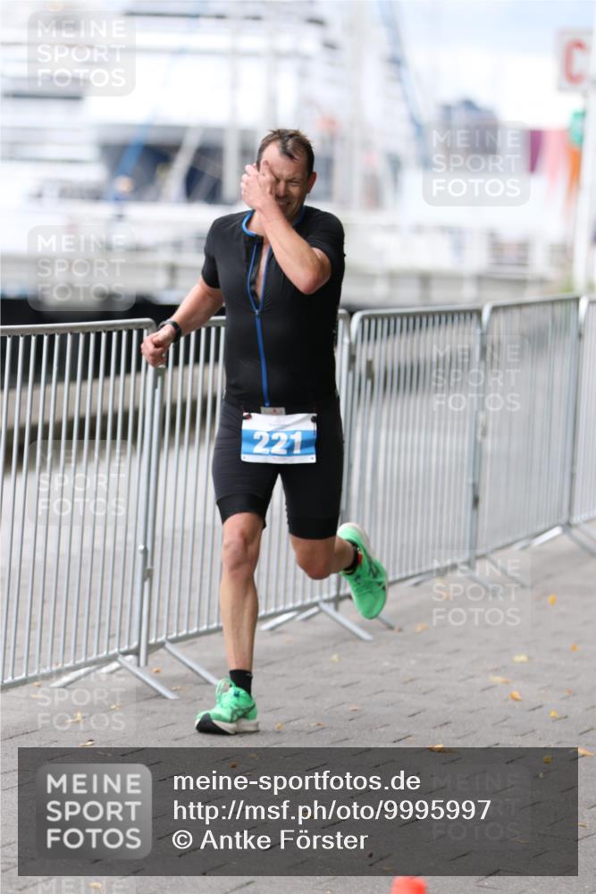 16.08.2026 - KN Förde Triathlon 2026 Antke Förster http://msf.ph/oto/9995997 16.08.2026 11:39:32 Laufen  meine-sportfotos.de