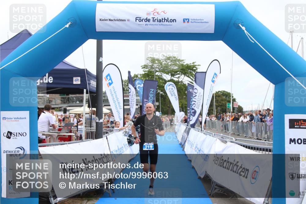 16.08.2026 - KN Förde Triathlon 2026 Markus Tischler http://msf.ph/oto/9996063 16.08.2026 11:53:38 Ziel 319, 319 meine-sportfotos.de
