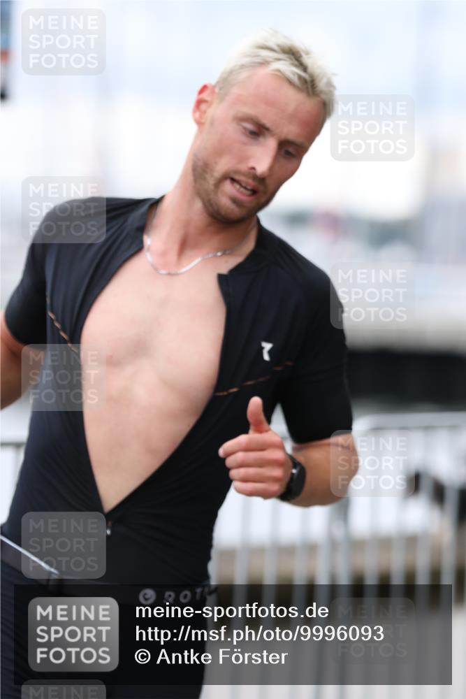 16.08.2026 - KN Förde Triathlon 2026 Antke Förster http://msf.ph/oto/9996093 16.08.2026 11:43:18 Laufen  meine-sportfotos.de