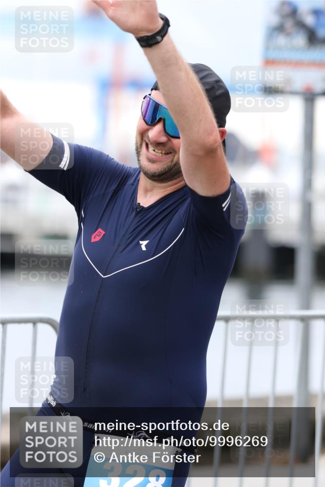 16.08.2026 - KN Förde Triathlon 2026 Antke Förster http://msf.ph/oto/9996269 16.08.2026 11:49:00 Laufen  meine-sportfotos.de