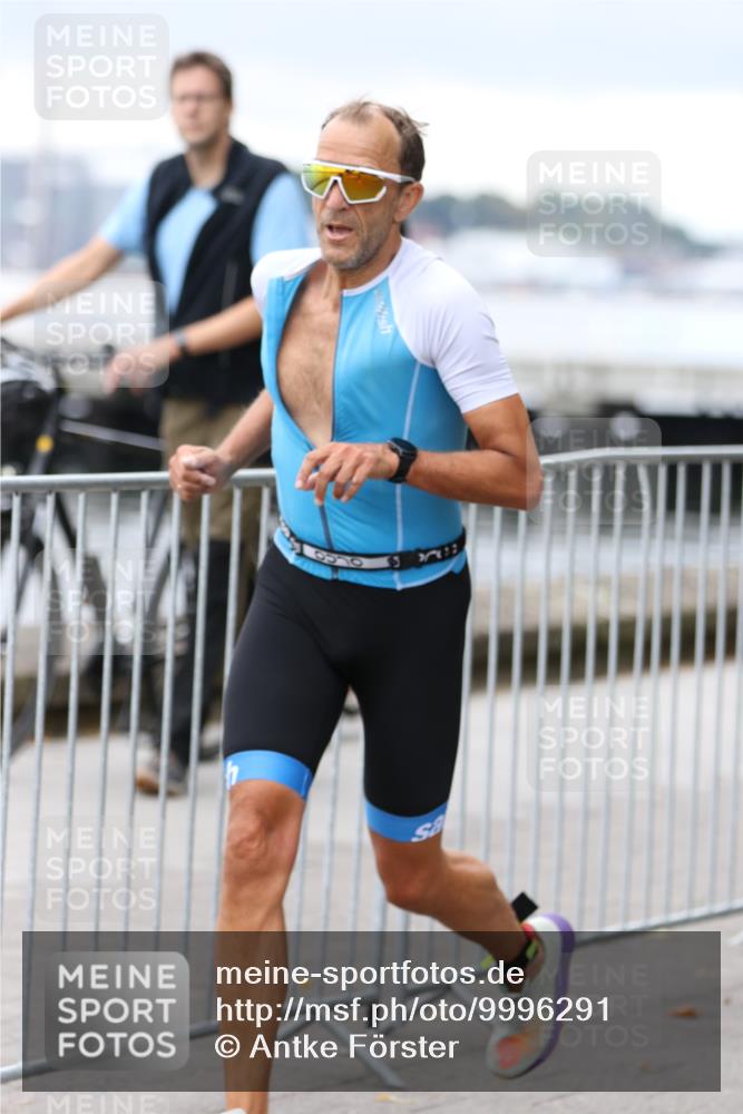 16.08.2026 - KN Förde Triathlon 2026 Antke Förster http://msf.ph/oto/9996291 16.08.2026 11:49:23 Laufen  meine-sportfotos.de