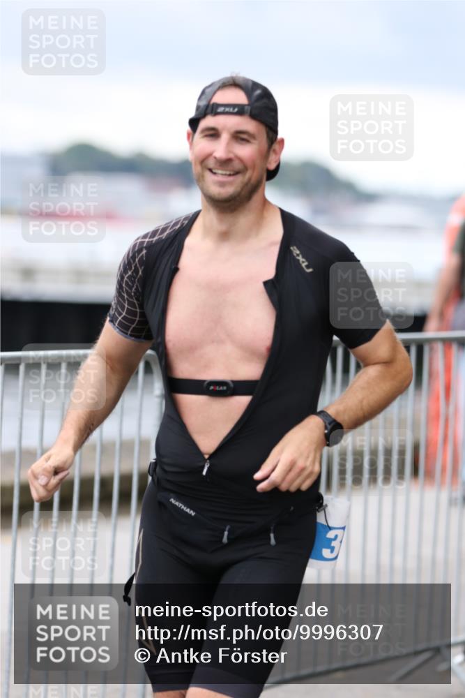 16.08.2026 - KN Förde Triathlon 2026 Antke Förster http://msf.ph/oto/9996307 16.08.2026 11:49:43 Laufen  meine-sportfotos.de