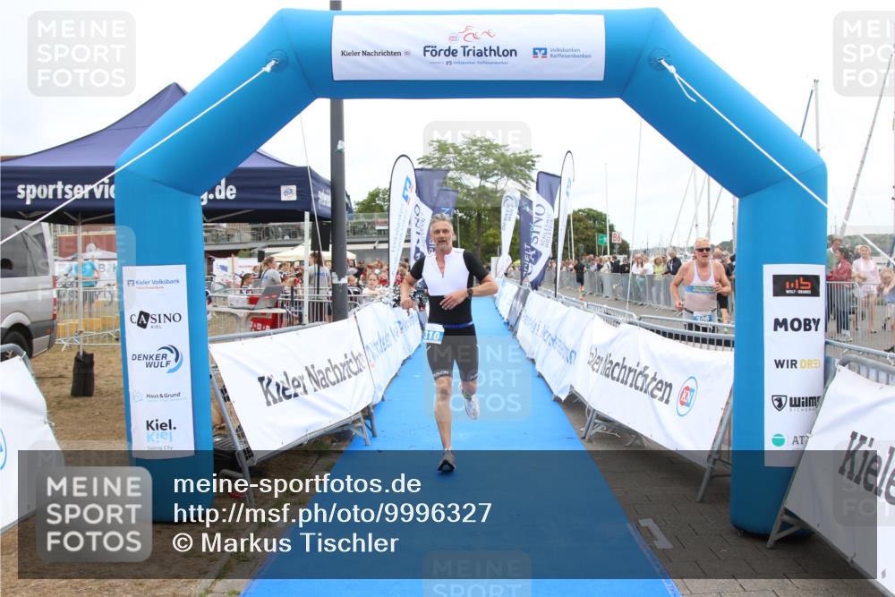 16.08.2026 - KN Förde Triathlon 2026 Markus Tischler http://msf.ph/oto/9996327 16.08.2026 11:56:49 Ziel 310, 323, 441, 310, 323, 441 meine-sportfotos.de