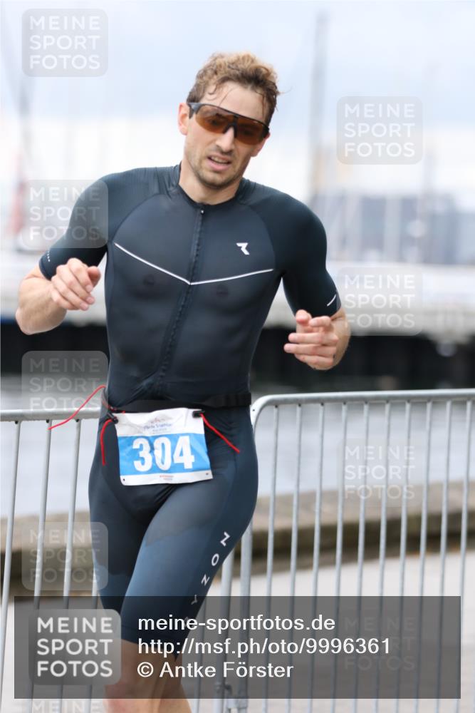 16.08.2026 - KN Förde Triathlon 2026 Antke Förster http://msf.ph/oto/9996361 16.08.2026 11:50:43 Laufen  meine-sportfotos.de
