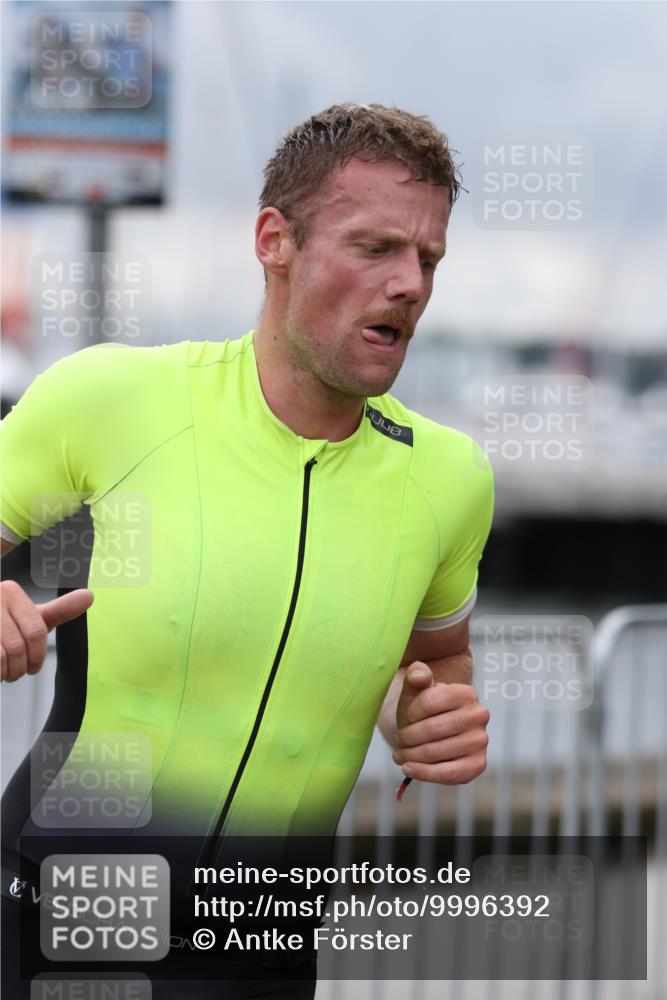 16.08.2026 - KN Förde Triathlon 2026 Antke Förster http://msf.ph/oto/9996392 16.08.2026 11:51:15 Laufen  meine-sportfotos.de