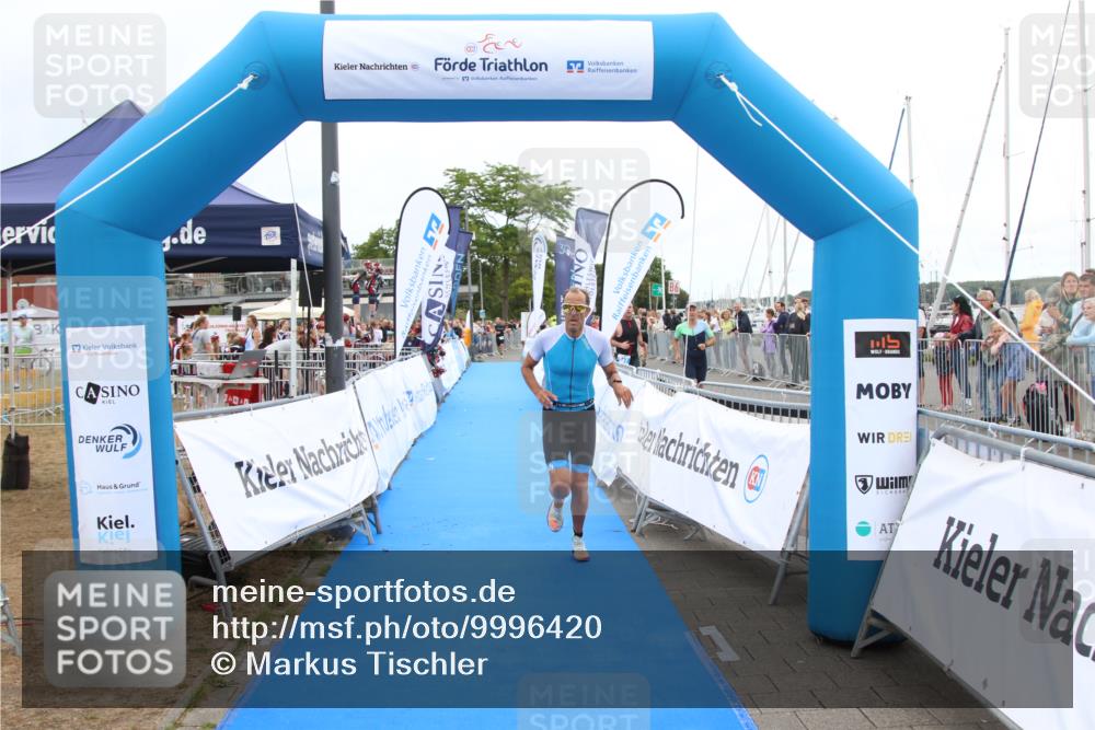 16.08.2026 - KN Förde Triathlon 2026 Markus Tischler http://msf.ph/oto/9996420 16.08.2026 11:58:25 Ziel 318, 318 meine-sportfotos.de