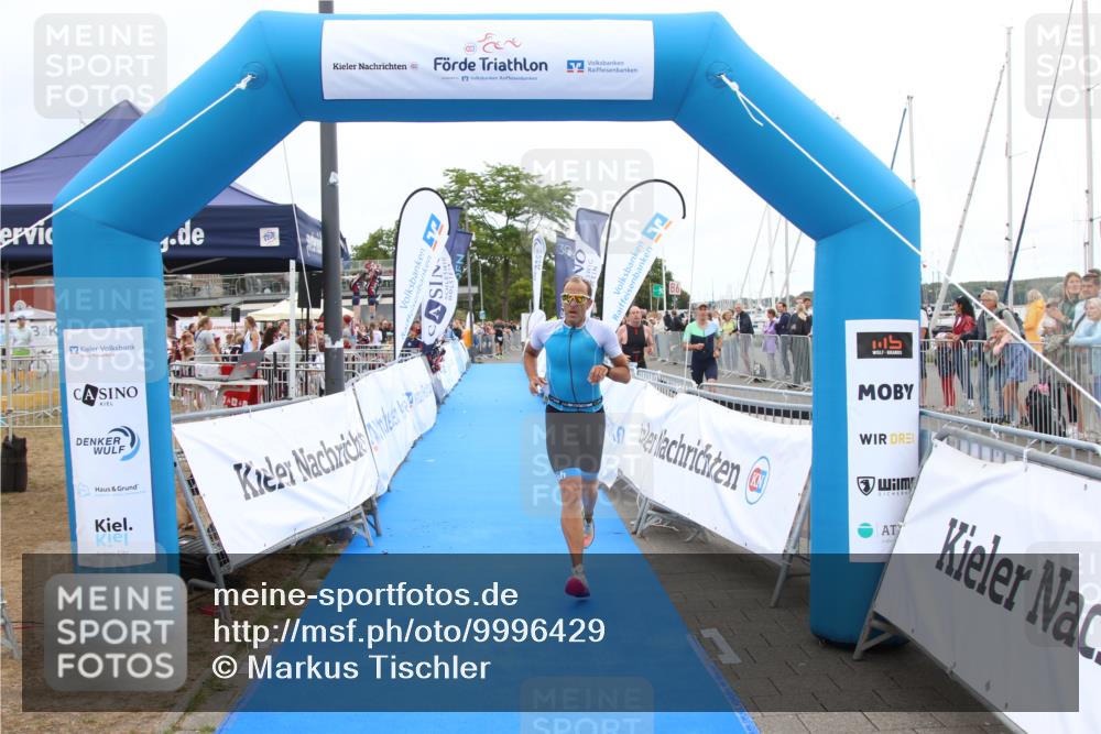 16.08.2026 - KN Förde Triathlon 2026 Markus Tischler http://msf.ph/oto/9996429 16.08.2026 11:58:25 Ziel 318, 318 meine-sportfotos.de