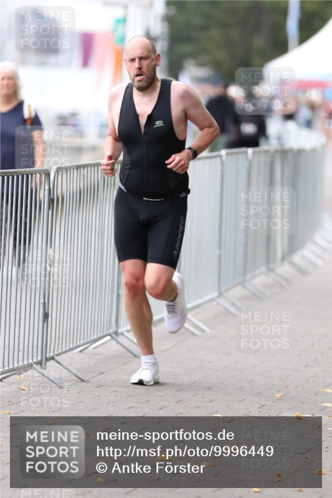 16.08.2026 - KN Förde Triathlon 2026 Antke Förster http://msf.ph/oto/9996449 16.08.2026 11:52:14 Laufen  meine-sportfotos.de