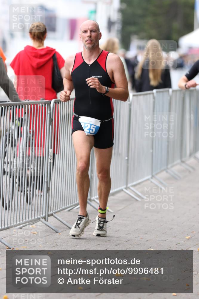 16.08.2026 - KN Förde Triathlon 2026 Antke Förster http://msf.ph/oto/9996481 16.08.2026 11:52:47 Laufen  meine-sportfotos.de