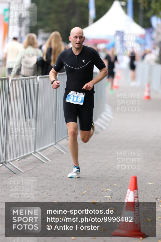 16.08.2026 - KN Förde Triathlon 2026 Antke Förster http://msf.ph/oto/9996482 16.08.2026 11:52:48 Laufen  meine-sportfotos.de