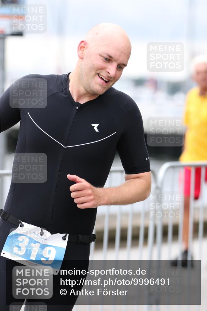 16.08.2026 - KN Förde Triathlon 2026 Antke Förster http://msf.ph/oto/9996491 16.08.2026 11:52:52 Laufen  meine-sportfotos.de