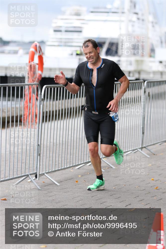 16.08.2026 - KN Förde Triathlon 2026 Antke Förster http://msf.ph/oto/9996495 16.08.2026 11:53:01 Laufen  meine-sportfotos.de