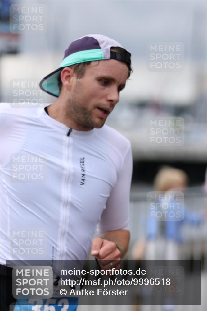 16.08.2026 - KN Förde Triathlon 2026 Antke Förster http://msf.ph/oto/9996518 16.08.2026 11:53:55 Laufen  meine-sportfotos.de