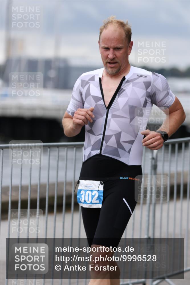 16.08.2026 - KN Förde Triathlon 2026 Antke Förster http://msf.ph/oto/9996528 16.08.2026 11:54:04 Laufen  meine-sportfotos.de